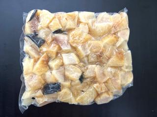 小切れコロ(Sサイズ)500g入り